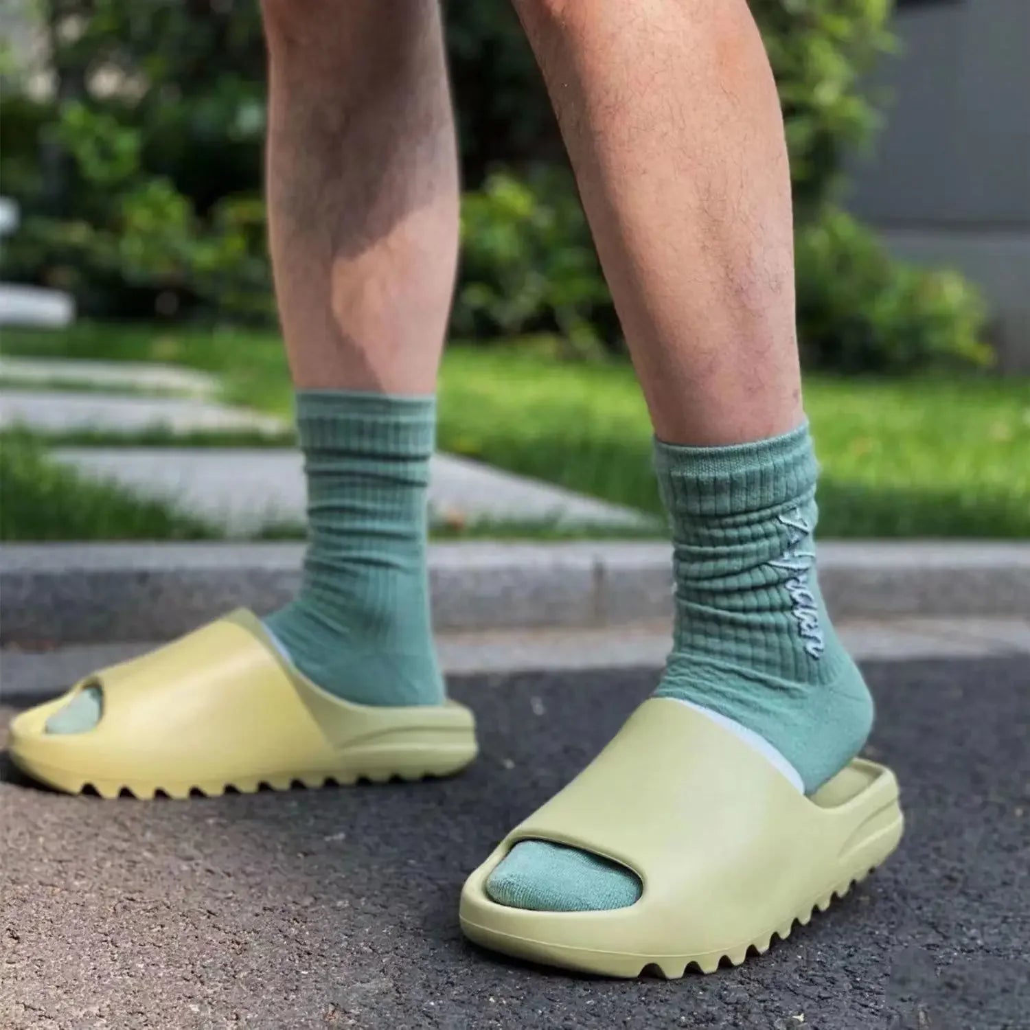 Everyday universal slides for men and woman