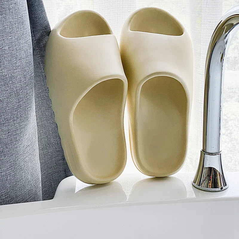 Everyday universal slides for men and woman
